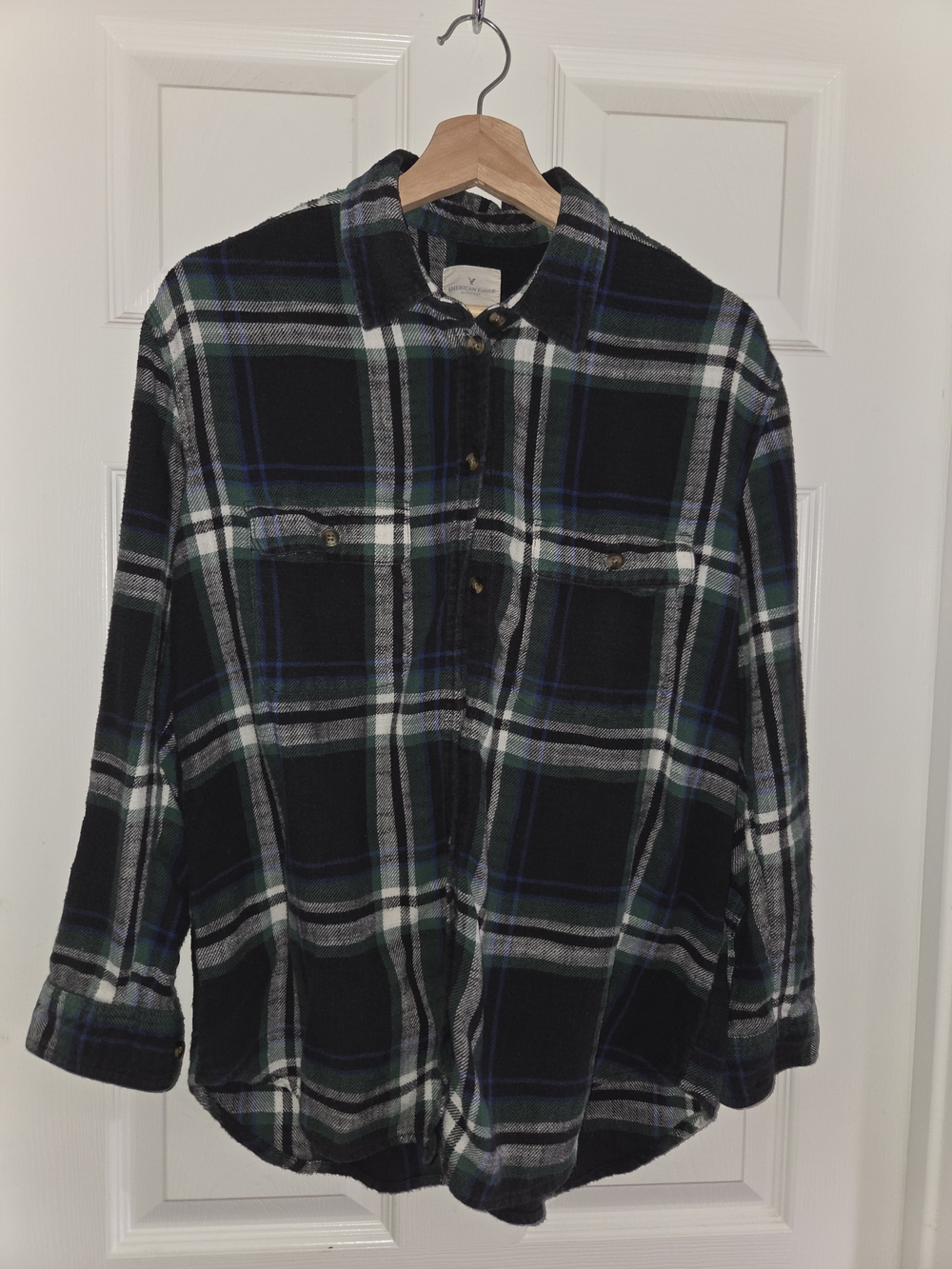American Eagle Outfitters Black, Green & Blue Plaid Button-Down Shirt